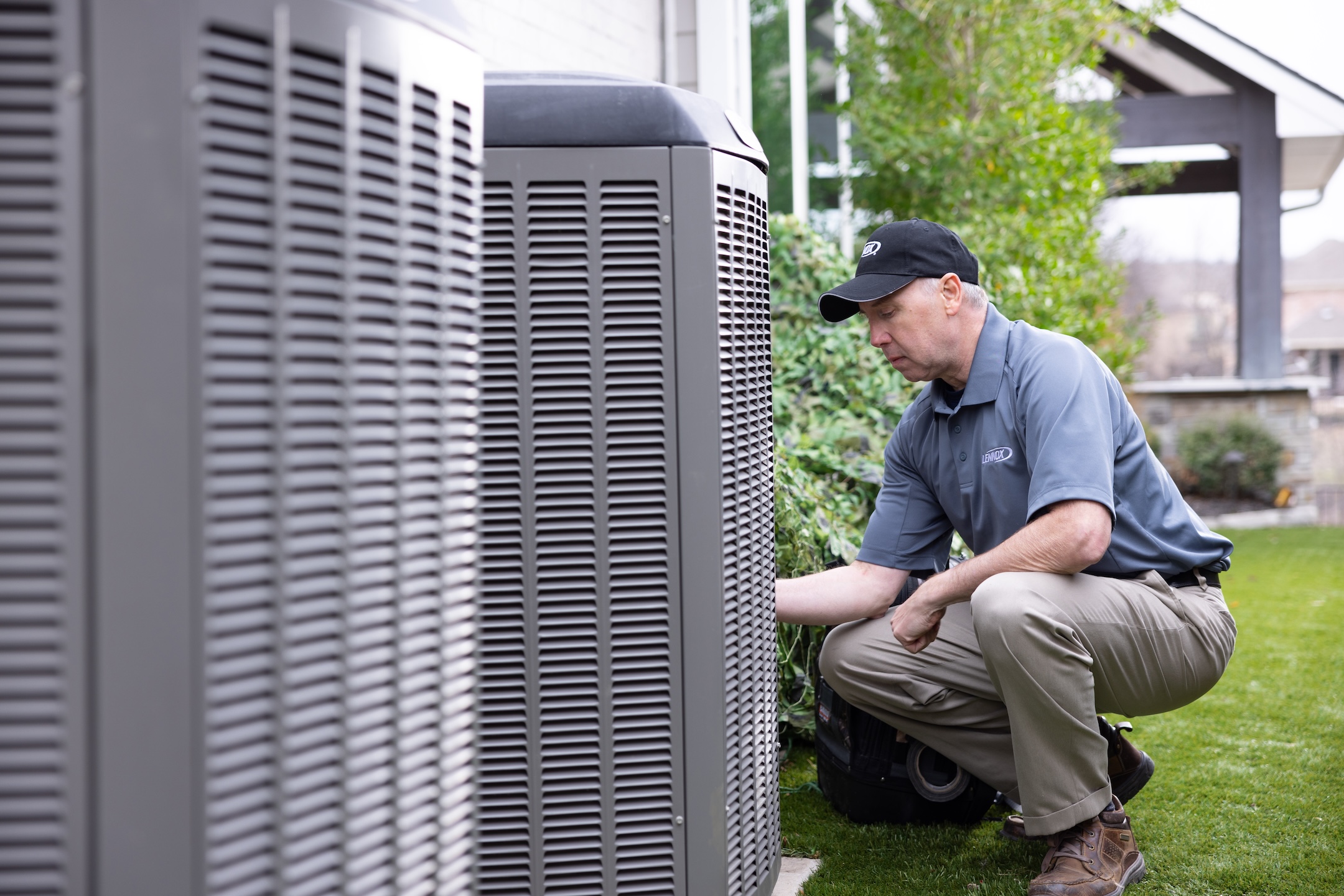 You are currently viewing AC Repair and Replacement Costs in Illinois: What to Expect in 2026