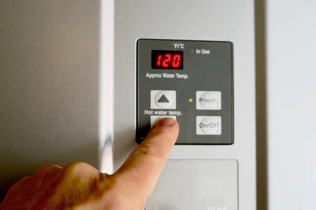 electric and gas water heater thermostat